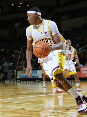 Thumbnail 3 in Mt. Vernon vs Roman Catholic (Prime Time Shootout) photogallery.