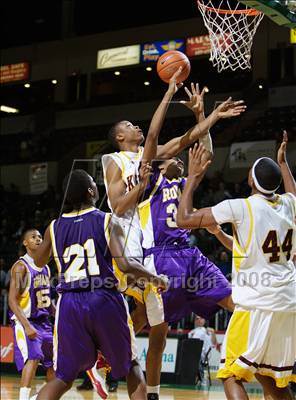 Thumbnail 1 in Mt. Vernon vs Roman Catholic (Prime Time Shootout) photogallery.