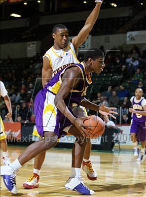 Thumbnail 3 in Mt. Vernon vs Roman Catholic (Prime Time Shootout) photogallery.