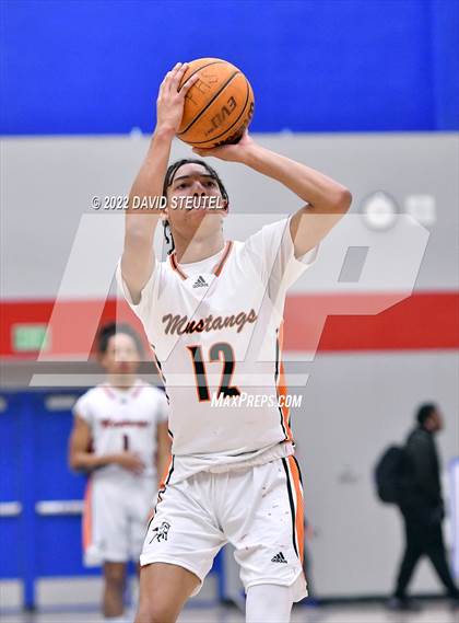 Thumbnail 2 in Cosumnes Oaks vs. Foothill (Stan Harms Classic) photogallery.