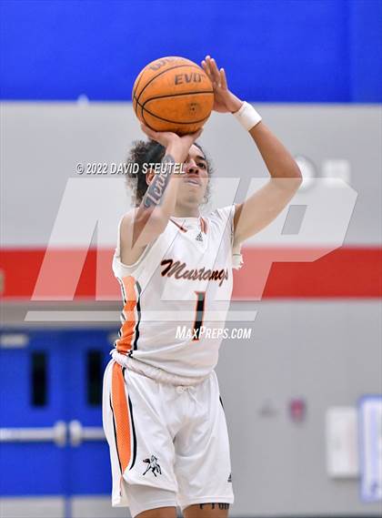 Thumbnail 2 in Cosumnes Oaks vs. Foothill (Stan Harms Classic) photogallery.