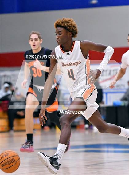 Thumbnail 1 in Cosumnes Oaks vs. Foothill (Stan Harms Classic) photogallery.
