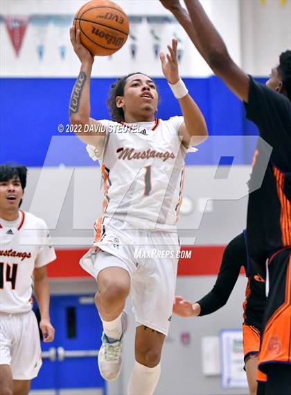 Thumbnail 1 in Cosumnes Oaks vs. Foothill (Stan Harms Classic) photogallery.