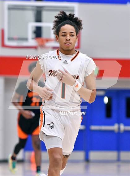 Thumbnail 2 in Cosumnes Oaks vs. Foothill (Stan Harms Classic) photogallery.