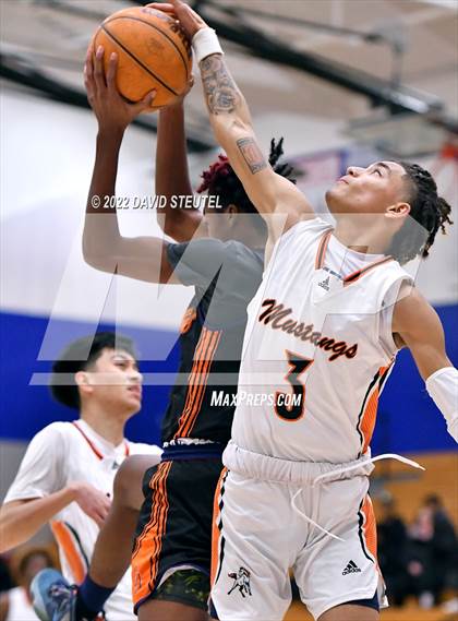 Thumbnail 1 in Cosumnes Oaks vs. Foothill (Stan Harms Classic) photogallery.