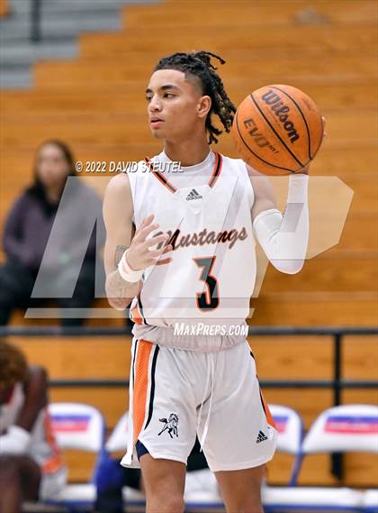 Thumbnail 2 in Cosumnes Oaks vs. Foothill (Stan Harms Classic) photogallery.