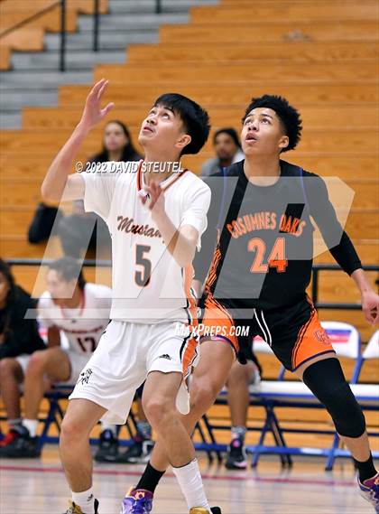 Thumbnail 3 in Cosumnes Oaks vs. Foothill (Stan Harms Classic) photogallery.