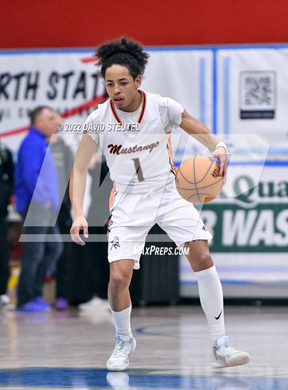 Thumbnail 2 in Cosumnes Oaks vs. Foothill (Stan Harms Classic) photogallery.