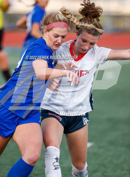 Thumbnail 2 in Fairview vs Broomfield (CHSAA 5A Playoffs Rd 2) photogallery.