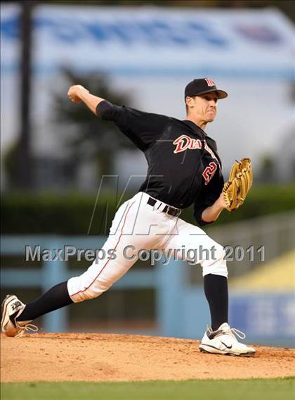 Thumbnail 2 in Etiwanda vs. Mission Viejo (CIF SS D2 Final) photogallery.