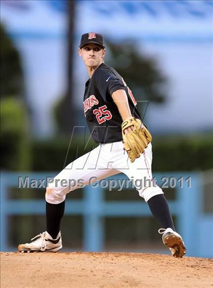 Thumbnail 2 in Etiwanda vs. Mission Viejo (CIF SS D2 Final) photogallery.