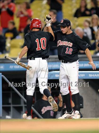 Thumbnail 1 in Etiwanda vs. Mission Viejo (CIF SS D2 Final) photogallery.