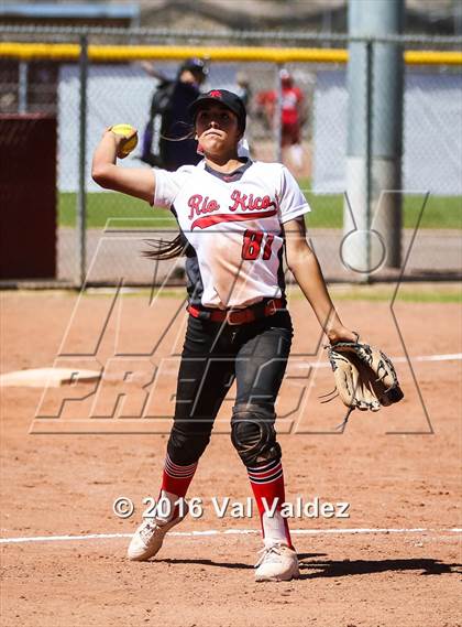 Thumbnail 2 in Rio Rico vs Rincon/University photogallery.
