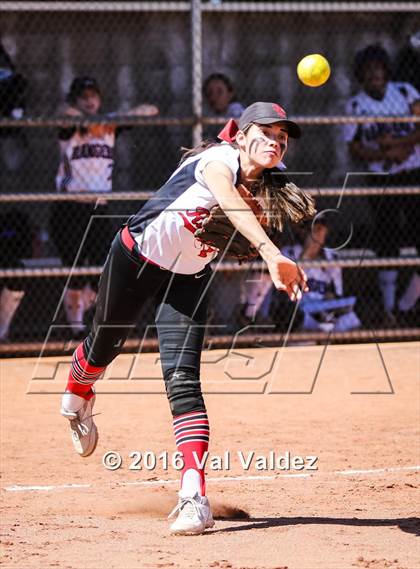Thumbnail 1 in Rio Rico vs Rincon/University photogallery.