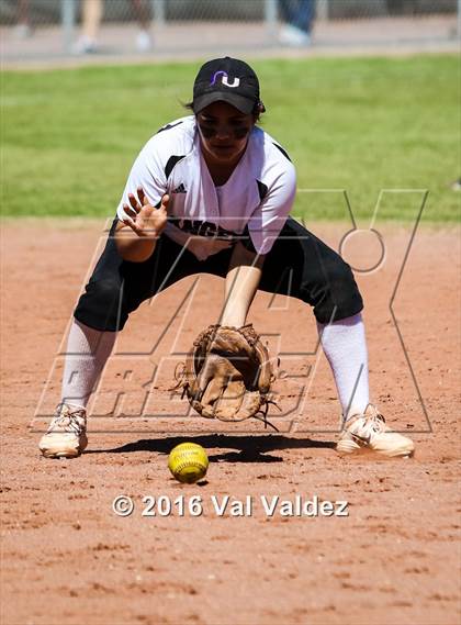 Thumbnail 3 in Rio Rico vs Rincon/University photogallery.