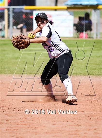 Thumbnail 3 in Rio Rico vs Rincon/University photogallery.