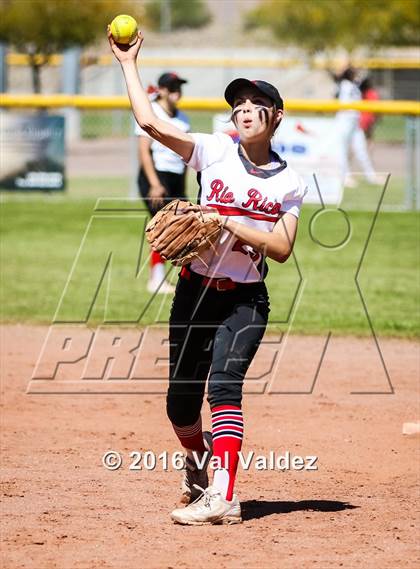 Thumbnail 3 in Rio Rico vs Rincon/University photogallery.