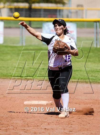 Thumbnail 2 in Rio Rico vs Rincon/University photogallery.