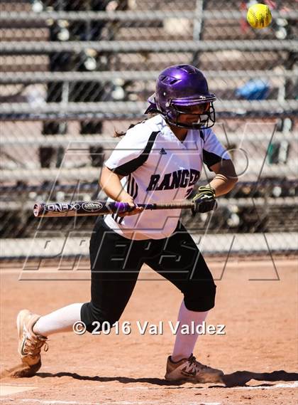 Thumbnail 2 in Rio Rico vs Rincon/University photogallery.