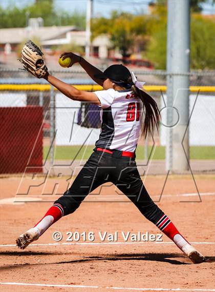 Thumbnail 2 in Rio Rico vs Rincon/University photogallery.