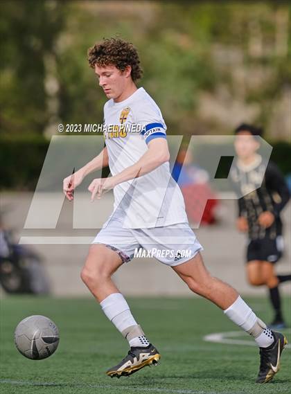 Thumbnail 1 in Laguna Hills vs. El Toro (Hawks Invitational) photogallery.