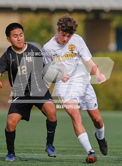 Thumbnail 3 in Laguna Hills vs. El Toro (Hawks Invitational) photogallery.