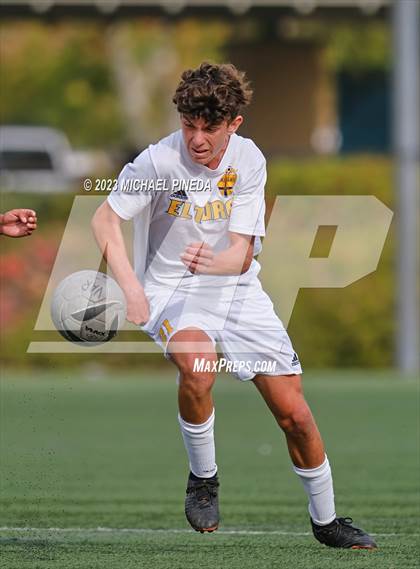 Thumbnail 2 in Laguna Hills vs. El Toro (Hawks Invitational) photogallery.