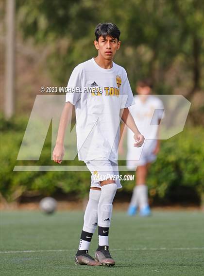 Thumbnail 3 in Laguna Hills vs. El Toro (Hawks Invitational) photogallery.