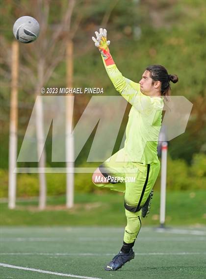 Thumbnail 3 in Laguna Hills vs. El Toro (Hawks Invitational) photogallery.