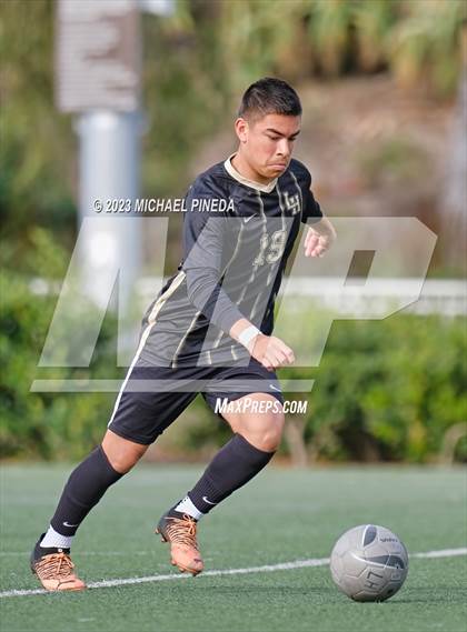 Thumbnail 1 in Laguna Hills vs. El Toro (Hawks Invitational) photogallery.