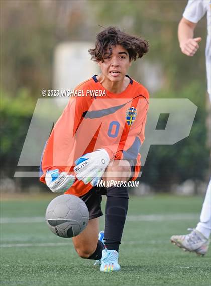 Thumbnail 1 in Laguna Hills vs. El Toro (Hawks Invitational) photogallery.