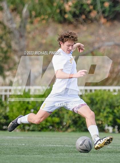 Thumbnail 2 in Laguna Hills vs. El Toro (Hawks Invitational) photogallery.