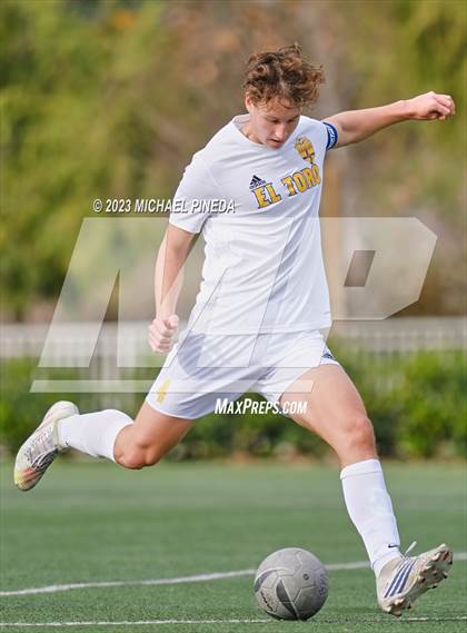 Thumbnail 3 in Laguna Hills vs. El Toro (Hawks Invitational) photogallery.