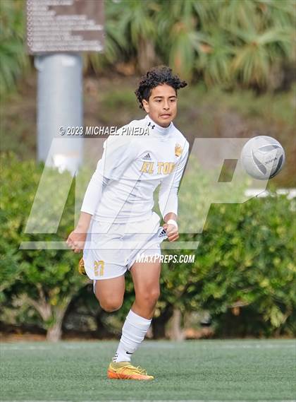 Thumbnail 3 in Laguna Hills vs. El Toro (Hawks Invitational) photogallery.