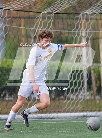 Thumbnail 3 in Laguna Hills vs. El Toro (Hawks Invitational) photogallery.