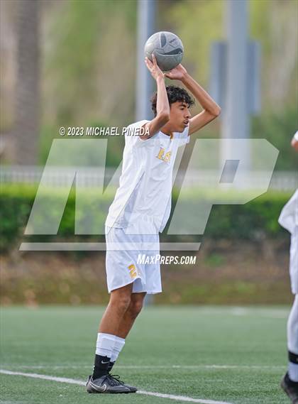Thumbnail 3 in Laguna Hills vs. El Toro (Hawks Invitational) photogallery.