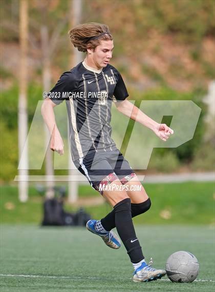 Thumbnail 2 in Laguna Hills vs. El Toro (Hawks Invitational) photogallery.