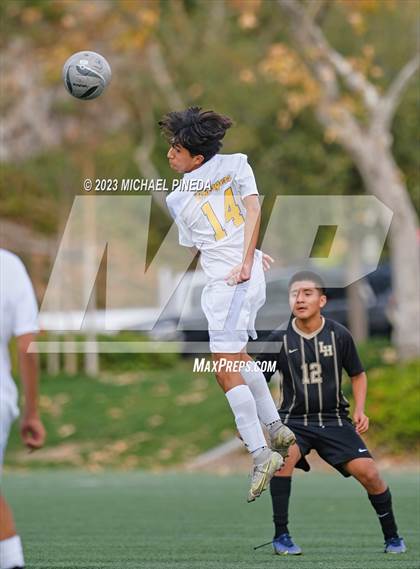 Thumbnail 2 in Laguna Hills vs. El Toro (Hawks Invitational) photogallery.