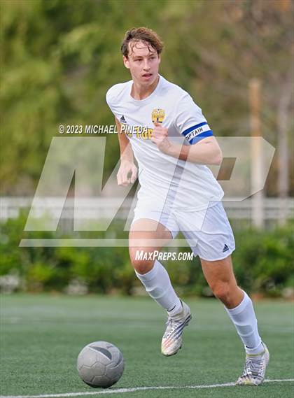 Thumbnail 3 in Laguna Hills vs. El Toro (Hawks Invitational) photogallery.