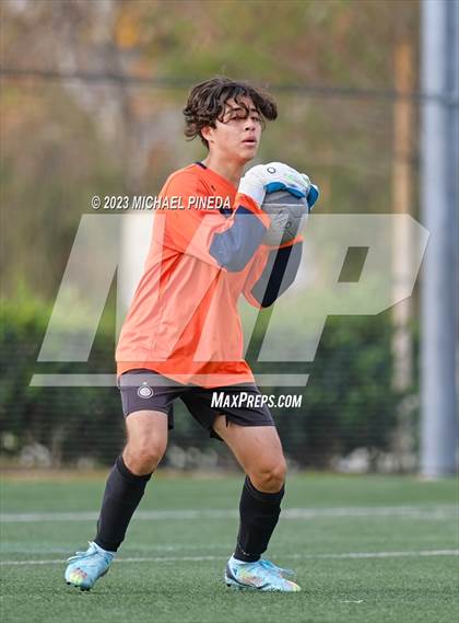 Thumbnail 2 in Laguna Hills vs. El Toro (Hawks Invitational) photogallery.