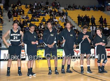 Thumbnail 1 in Bishop Montgomery vs. Harvard-Westlake (CIF SS 4AA Final) photogallery.