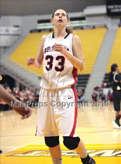 Thumbnail 2 in Bishop Montgomery vs. Harvard-Westlake (CIF SS 4AA Final) photogallery.