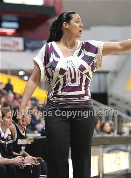 Thumbnail 2 in Bishop Montgomery vs. Harvard-Westlake (CIF SS 4AA Final) photogallery.