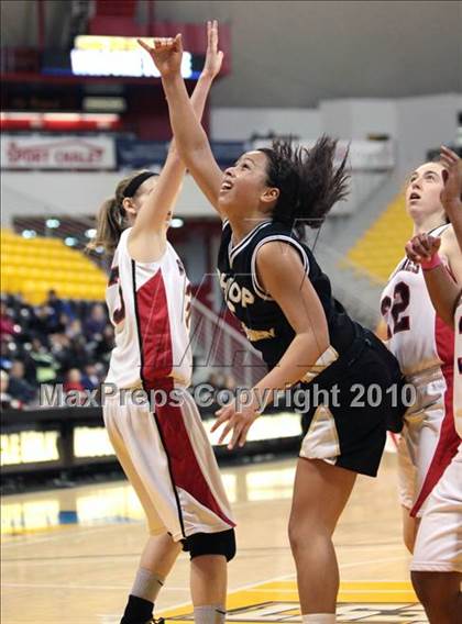 Thumbnail 1 in Bishop Montgomery vs. Harvard-Westlake (CIF SS 4AA Final) photogallery.