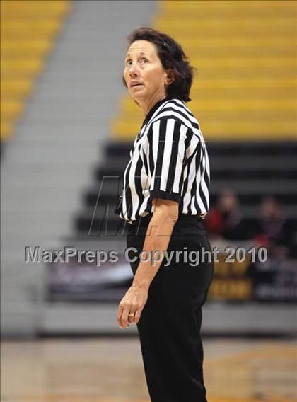 Thumbnail 3 in Bishop Montgomery vs. Harvard-Westlake (CIF SS 4AA Final) photogallery.