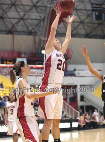 Thumbnail 2 in Bishop Montgomery vs. Harvard-Westlake (CIF SS 4AA Final) photogallery.