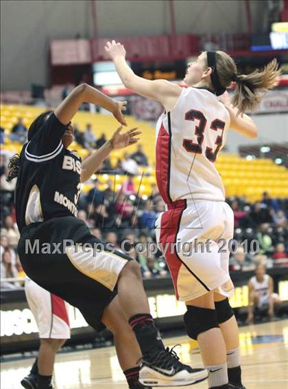 Thumbnail 1 in Bishop Montgomery vs. Harvard-Westlake (CIF SS 4AA Final) photogallery.
