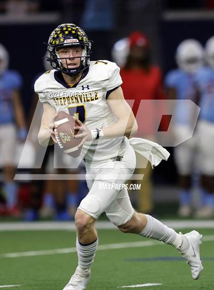 Thumbnail 1 in Hirschi vs. Stephenville (UIL 4A D1 Semifinal Playoff) photogallery.