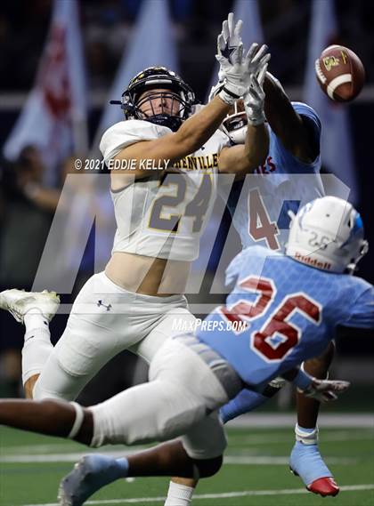 Thumbnail 2 in Hirschi vs. Stephenville (UIL 4A D1 Semifinal Playoff) photogallery.