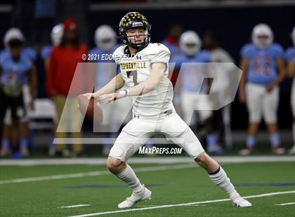 Thumbnail 1 in Hirschi vs. Stephenville (UIL 4A D1 Semifinal Playoff) photogallery.